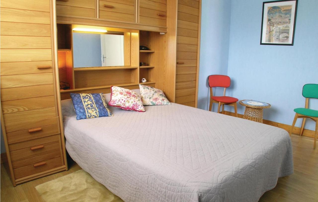 Amazing Apartment In Vaux Sur Mer With Wifi Kültér fotó